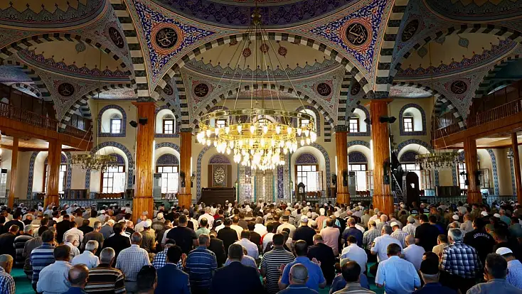 Konya'da 15 Temmuz şehitleri ve gazileri için Kapu Camii'nde anlamlı program