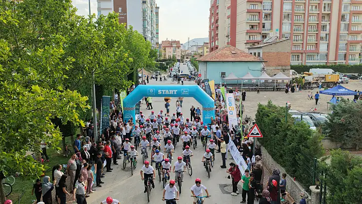 Konya'da çocukların yarışı şenliğe dönüştü