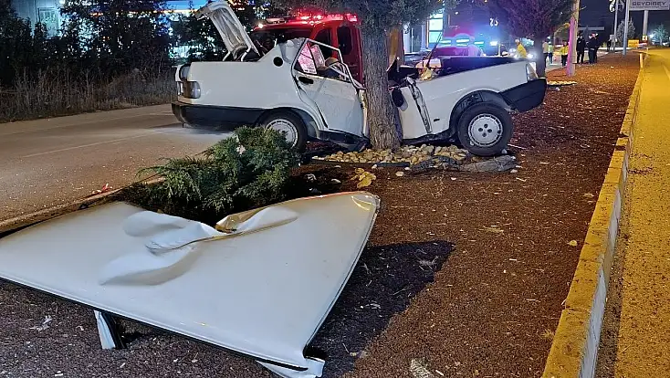 Konya’da feci kaza: 20 yaşındaki genç hayatını kaybetti!