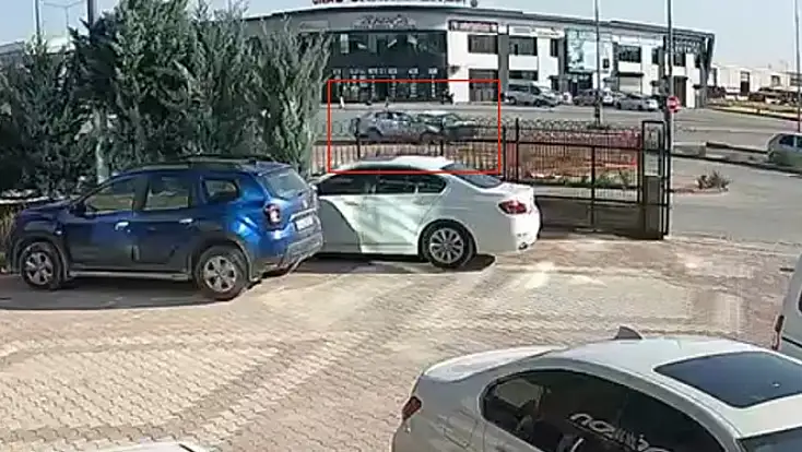 Konya'da feci kaza! Çarpışmanın şiddetiyle araçlar savruldu