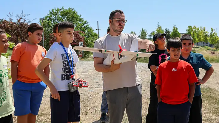 Konya’da geleceğin astronotları ve mühendisleri yetişiyor: Sille’de dev uzay kampı!