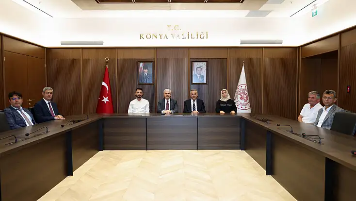 Konya’da hayırseverlerden eğitime destek: İmzalar Vali Akın huzurunda atıldı