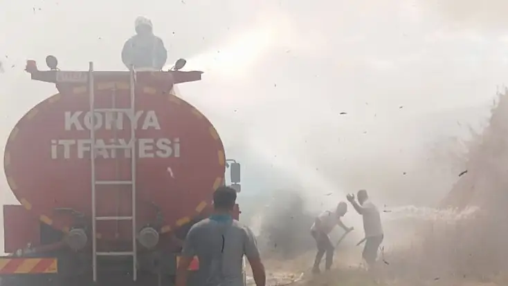 Konya'da kamış deposu alevlere teslim oldu!