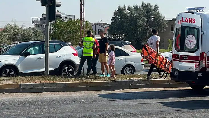 Konya'da kırmızı ışıkta facia! Yaralılar var