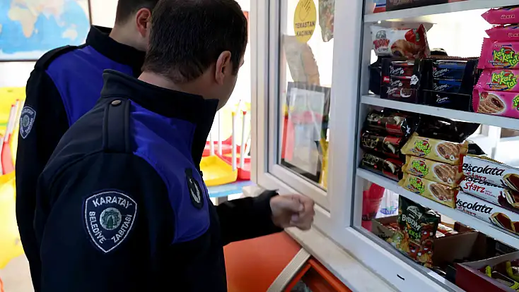 Konya’da market rafları ve okul kantinleri tek tek kontrol edildi