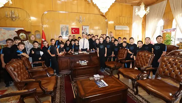 Konya’da öğrenciler bu kez okulun değil müftülüğün kapısını çaldı