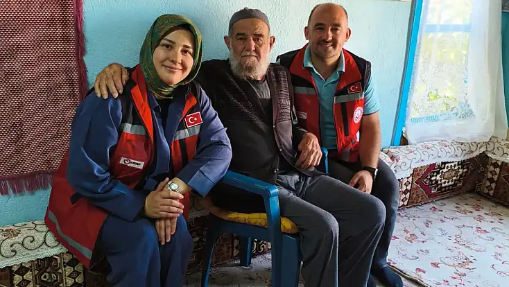 Konya’da şehit babasına anlamlı ziyaret