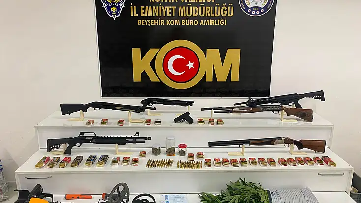 Konya'da tefecilere ağır darbe! Gizli bölmelerden bakın ne çıktı?