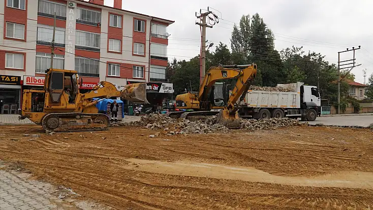 Konya’da yol konforu yükseliyor: Sokaklar yeni yüzüne kavuşuyor