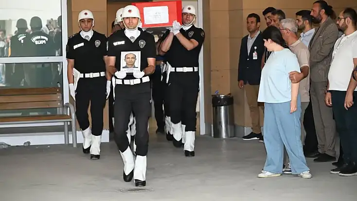Konya Emniyeti’nin acı kaybı: Başpolis Şevket Atabay son yolculuğuna uğurlandı