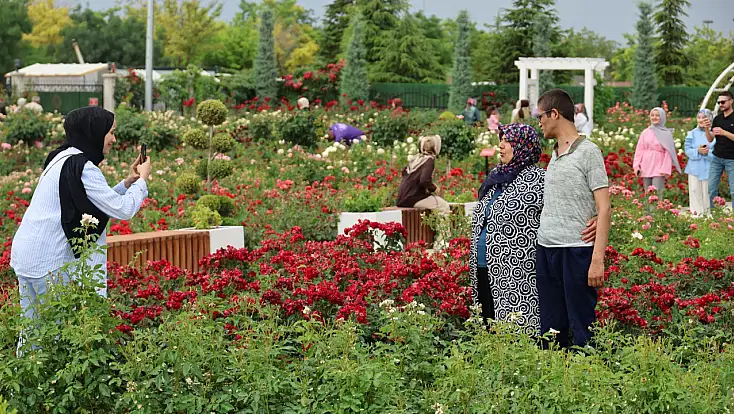 Konya’nın güzellikleri Hatıra Defteri'ne kazındı: Ziyaretçilerden övgü dolu mesajlar!