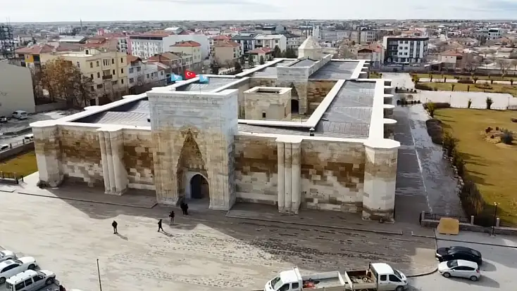 Konya yolunun görkemli durağı: 800 yıllık Selçuklu mirası kapılarını açtı