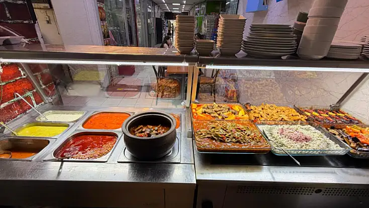 Konyalı esnaf herkes yesin dedi: Fiyatları dibe indirdi!
