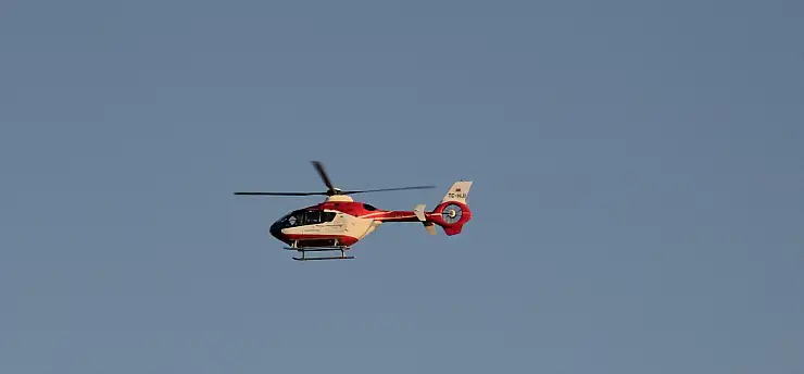 10 yaşındaki çocuk için Ambulans uçak ve helikopter aynı anda havalandı