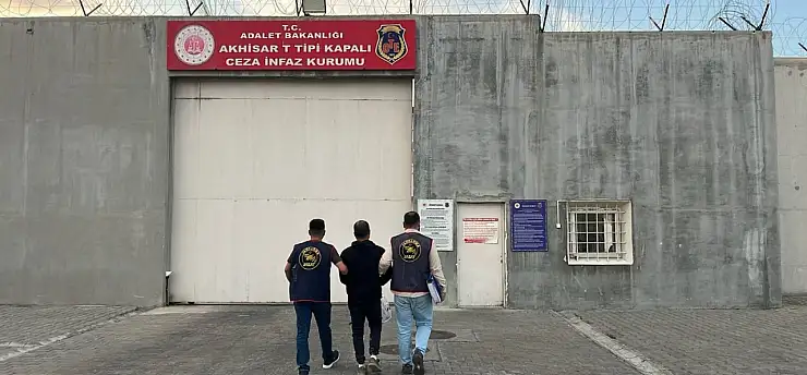 8 yıl 11 ay hapis cezasıyla aranan şahıs yakalandı