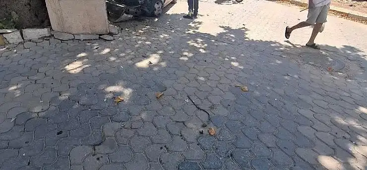 94 yaşındaki sürücü ortalığı birbirine kattı