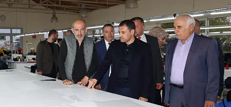 AK Parti Konya İl Başkanı Fatih Özgökçen sahada