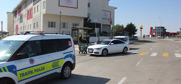 Aksaray'da yolcu alma tartışması büyüdü! 64 yaşındaki şoför kalp krizi geçirdi