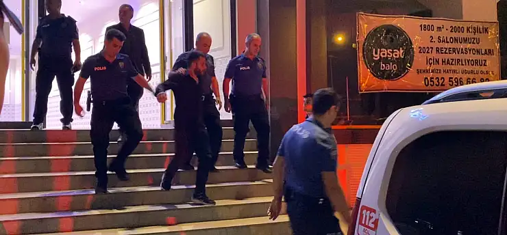Düğünde şarkı tartışması kanlı bitti!