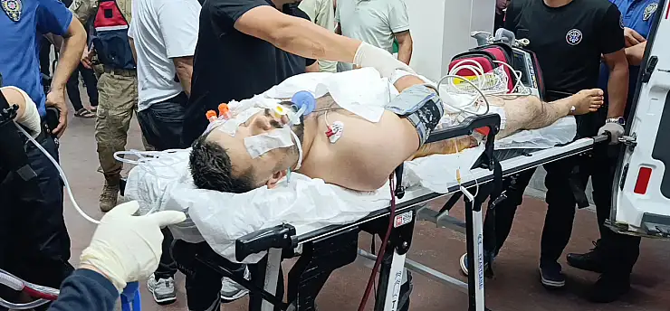Hastane bahçesi savaş alanına döndü: 1'i çocuk 2 yaralı