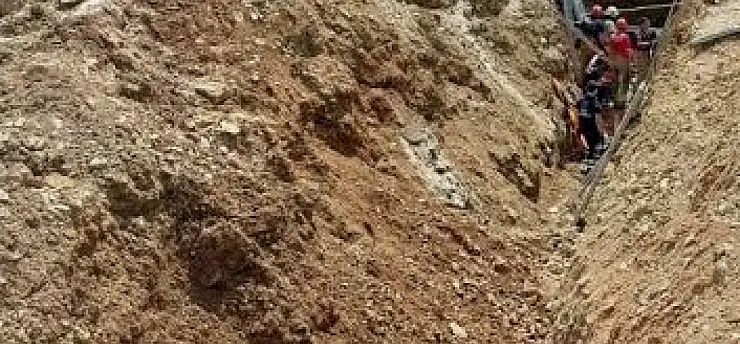 İnşaatta Göçük! 1 işçi kurtarıldı, diğeri için zamanla yarışılıyor