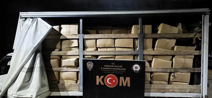 Kaçak tütüne büyük darbe: Milyonluk sevkiyat yakalandı