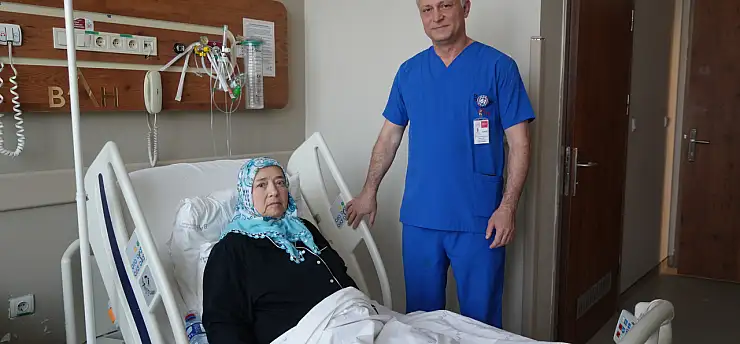 Kilo aldığı sanılan kadının karnından 10,5 kiloluk kitle çıktı