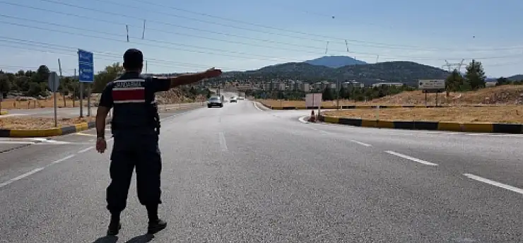 Konya- Ankara yolu ulaşıma kapatıldı!