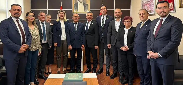 Konya Barosuna CHP'den ziyaret