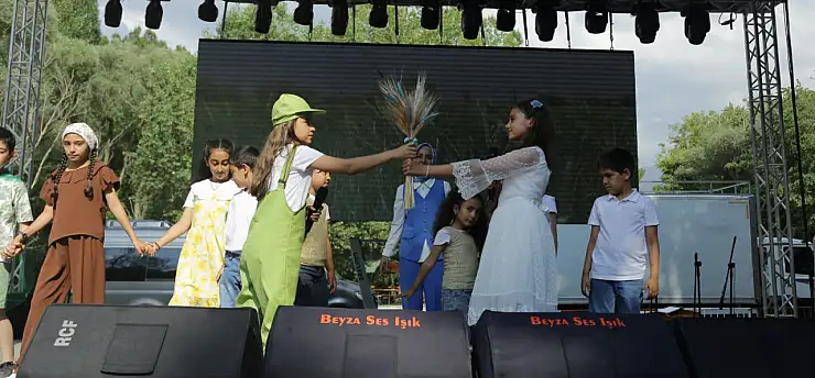 Konya'da Kiraz Festivali renkli görüntülere sahne oldu