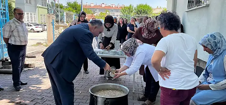 Konya'da Muharrem ayının bereketi aynı sofrada paylaşıldı