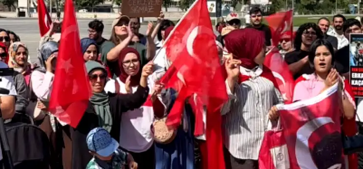 Konya'da tek yürek oldular: Çerçeve Yasa'ya karşı yürüyüş