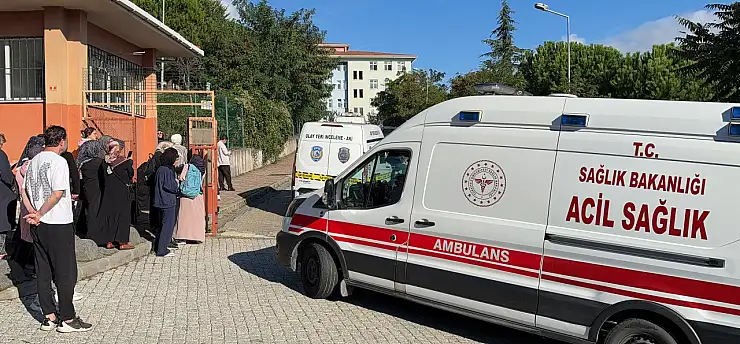 Ortaokulda dehşet! Sınıf arkadaşlarını bıçakladı: 5 yaralı