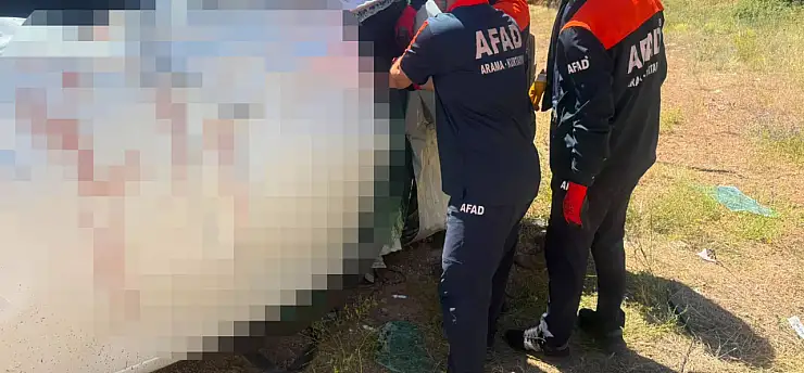 Otomobil şarampole devrildi: Aynı aileden 1 ölü, 3 yaralı