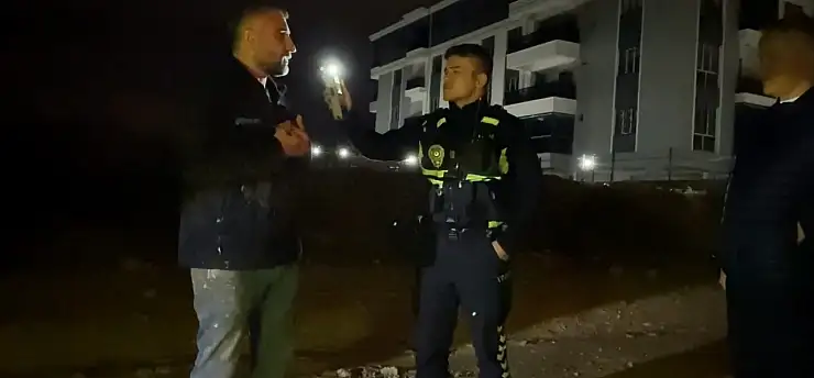 Polisler peşine düştü! 'Bu arabayı cinler mi sürüyor?'