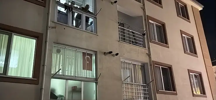 Sokağı saran ağır koku korkunç gerçeği ortaya çıkardı
