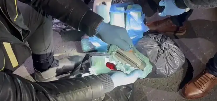 Yolcu otobüsünde 277 kaçak cep telefonu ele geçirildi