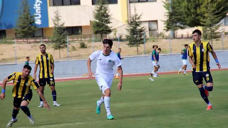 1922 Konyaspor kupadan elendi!