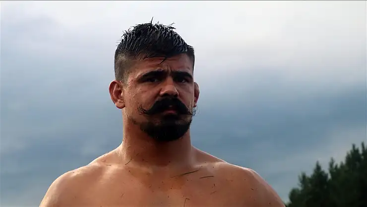 2022 Yılı Kırkpınar Başpehlivanı Cengizhan Şimşek'in ödül ve dereceleri iptal edildi