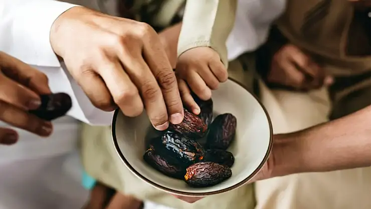 21 Mart iftara ne kadar kaldı? Konya'da iftar saat kaçta açılacak? 21 Mart Perşembe Konya iftar saati! Konya sahur ve iftar saatlerİ