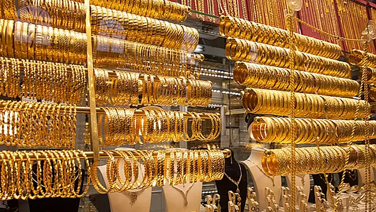 24 Ağustos 2025 altın fiyatları: Gram altın, çeyrek ve cumhuriyet altını ne kadar?