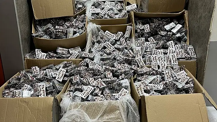 39 bin 223 sentetik ecza hap ele geçirildi