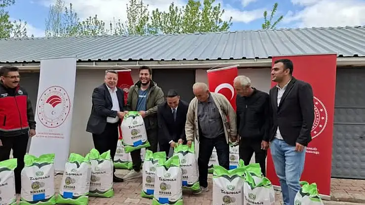 5 Çiftçiye 5 yüz kilo kuru fasulye tohumu