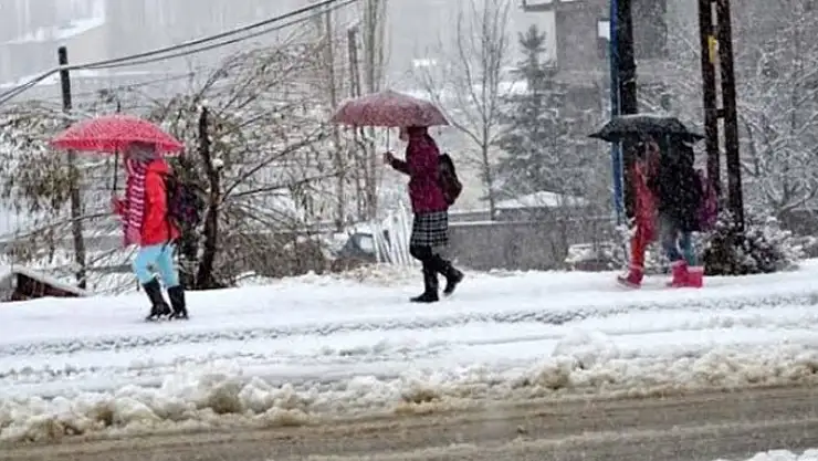 Kırıkkale Valiliği kar tatilinin 3 gün olacağını ilan etti