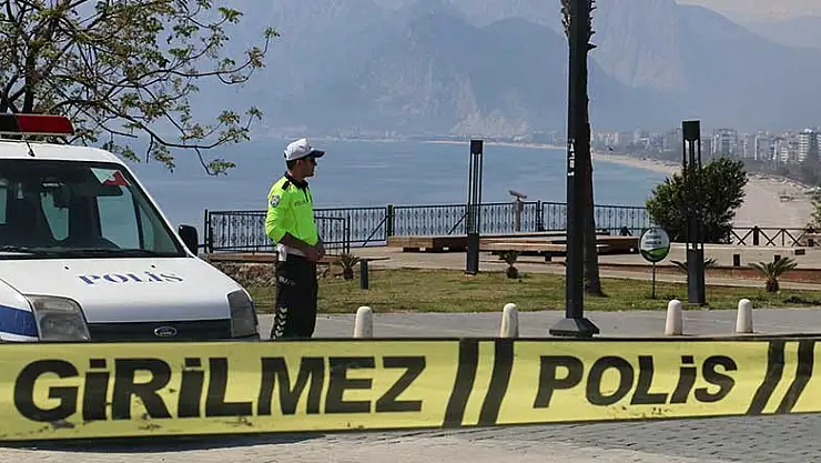 Antalya'da koronavirüs tedbirlerine bir yenisi daha eklendi! Antalya'dan çıkacaklar dikkat