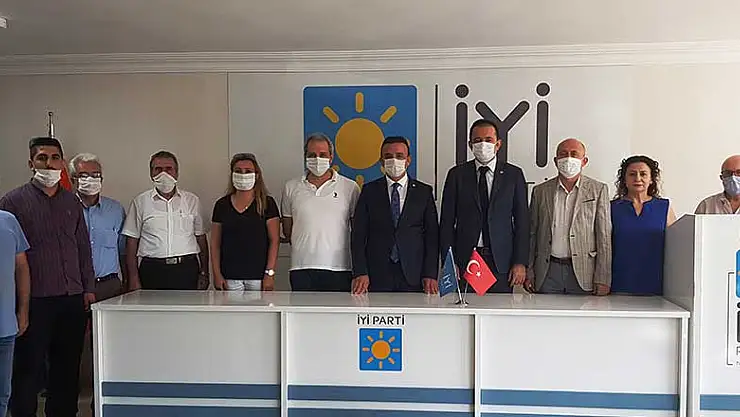 CHP Konya'dan İYİ Parti'ye hayırlı olsun ziyareti 