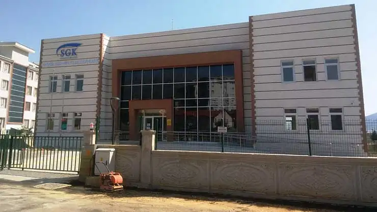 Konya Seydişehir SGK binası koronavirüs nedeniyle kapatıldı! Çalışanlar karantinada