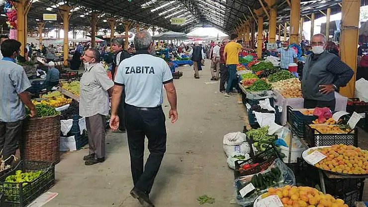 Konya Seydişehir'de zabıta ekiplerinden pazar yeri denetimi