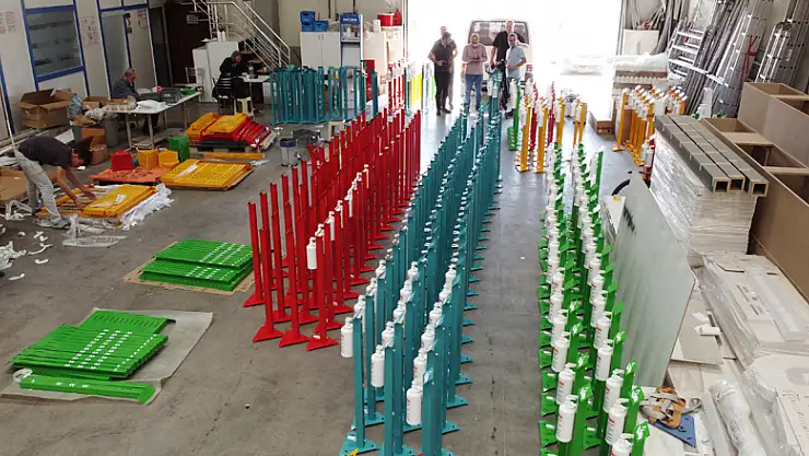 Konya'da bir firma 'pedallı dezenfektan standı' ile yurt dışına açıldı