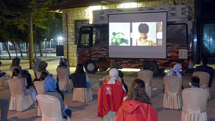 Konya Çumra'da açık hava sineması çok sevildi